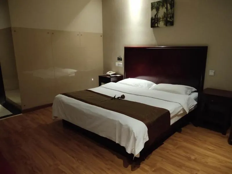 Greentree Inn Henan Shangqiu Guide Road Business Hotel